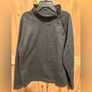 Northface women’s pullover
Size XL